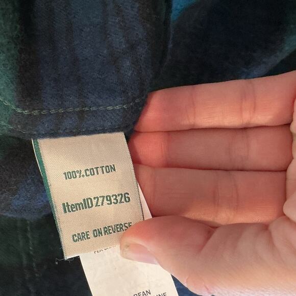 L.L.Bean Womens Flannel Button Up Shirt Size M Petites Green Plaid Fall Outdoor - Picture 8 of 9